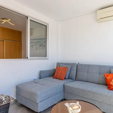 Alturas Apartamento *